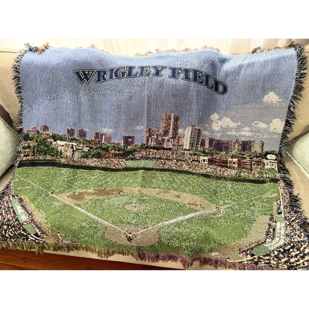Wrigley Field Chicago Cubs Woven Tapestry Throw Blanket Fringed Stadium Decor